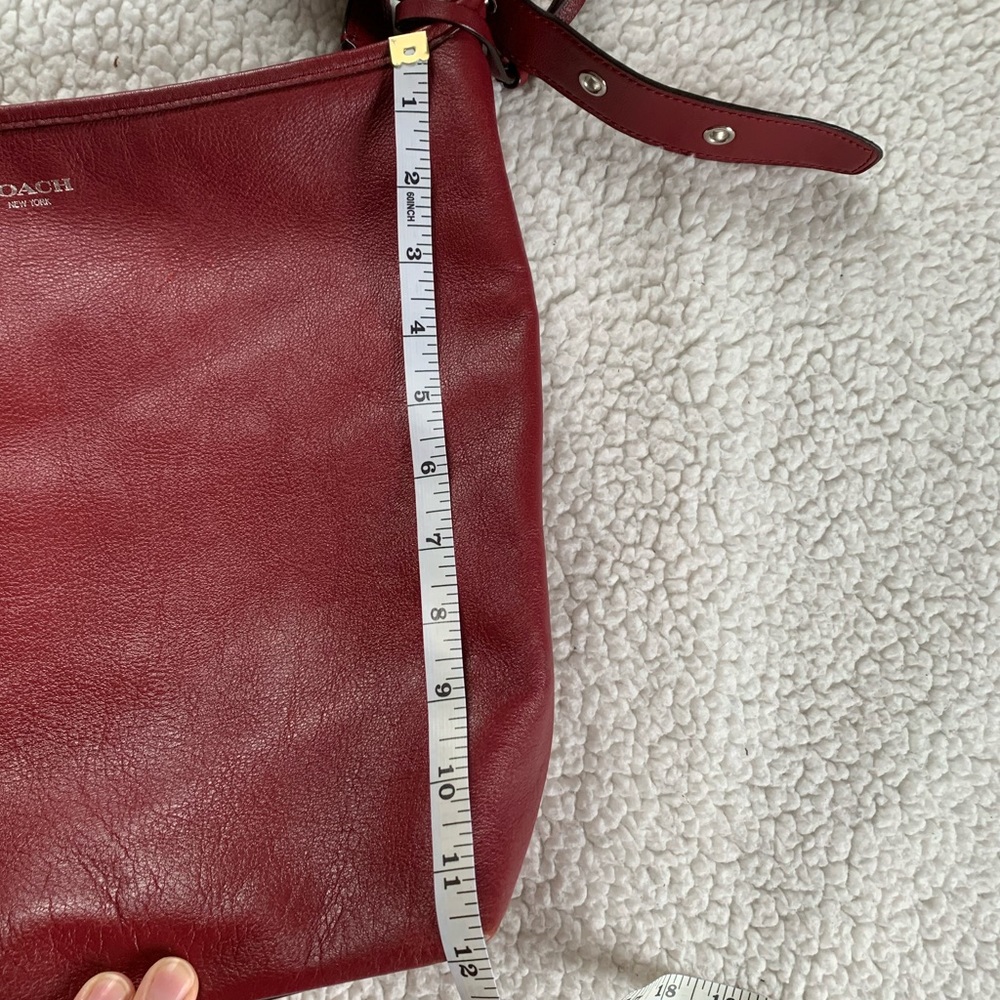 ❌SOLD❌Coach Legacy Duffel Shoulder Bag - Red - Picture 14 of 16